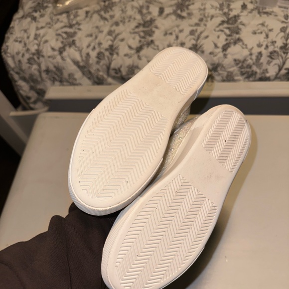 Betsey Johnson Size 7 sneakers worn once (inside) - Picture 4 of 4